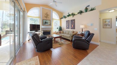 20-Circle-Creek-Way-Living-Room