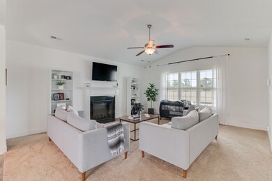 4E4053E1-1BA3-44C2-96A7-4C64A61074E2