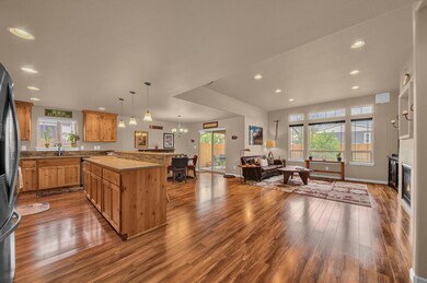 2636 SW Kalama Ct, Redmond, OR 97756 - photo 5