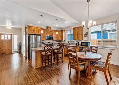 2107 Kitchen Dining