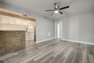 2322 Dunlavy St unit 12, Houston, TX 77006 - photo 6