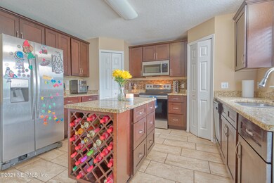 10 - Kitchen