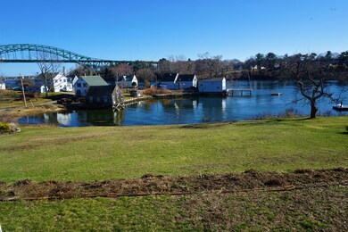 7 Kings Hwy S, Eliot, ME 03903 - photo 2