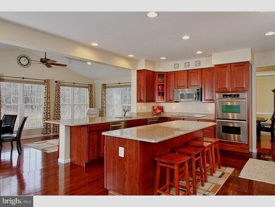 564 Thackery Ct, Mickleton, NJ 08056 - photo 4