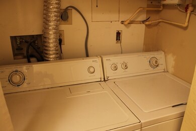 Washer/Dryer Closet