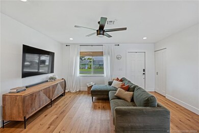 2489 NE 18th Ln, Jensen Beach, FL 34957 - photo 7