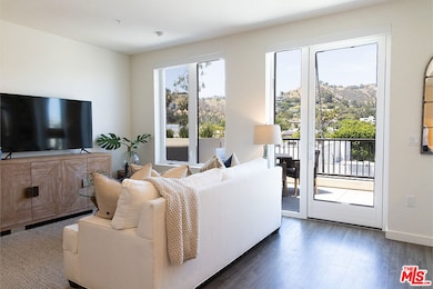 7566 W Sunset Blvd unit 407PH-E, Los Angeles, CA 90046 - photo 2