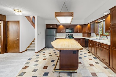 7150 Robert Ross Ln, West Lafayette, IN 47906 - photo 4