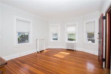 15 Earl Ave, Newport, RI 02840 - photo 3