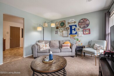 6515 Burlwood Dr, Louisville, KY 40229 - photo 5