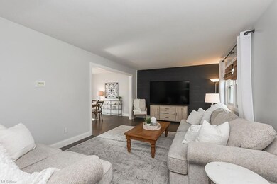 521 Maplewood Ave, Sheffield Lake, OH 44054 - photo 7