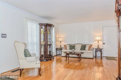 2322 Bedfordshire Cir, Reston, VA 20191 - photo 4