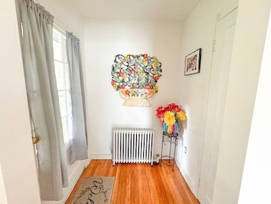 122 Allengate Ave, Pittsfield, MA 01201 - photo 5