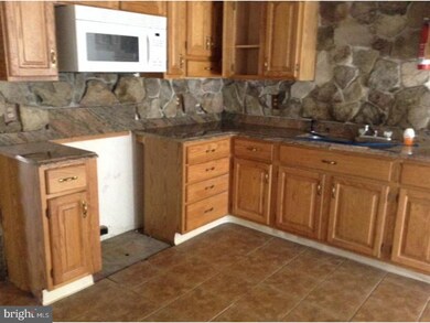 204 Gibbons Ct, Atco, NJ 08004 - photo 5