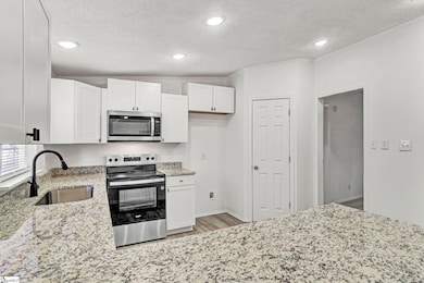 300 Crooked Creek Dr, Campobello, SC 29322 - photo 5