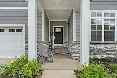 2433 Albemarle Ct, Winston-Salem, NC 27106 - photo 3