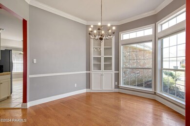 5-web-or-mls-703 Kaiser Dr-5