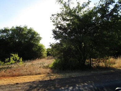 8048 Cedar Crest Dr, Whitney, TX 76692 - photo 3