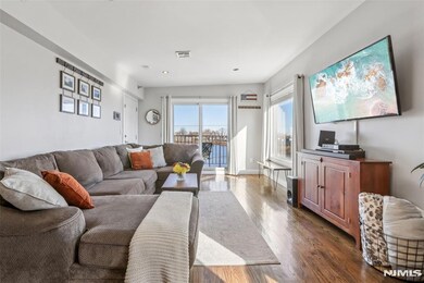 137 20th St unit C, Union City, NJ 07087 - photo 4