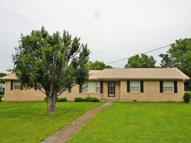 301 Stardust Dr, Shelbyville, TN 37160 - photo 2