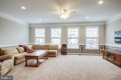 8203 Glade Bank Dr, Manassas, VA 20111 - photo 3