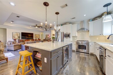 1642 Wakefield Dr, Houston, TX 77018 - photo 6