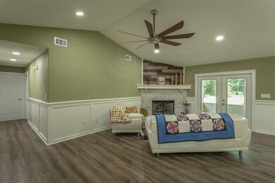 125 J K Moore Rd, Crawfordville, FL 32327 - photo 3