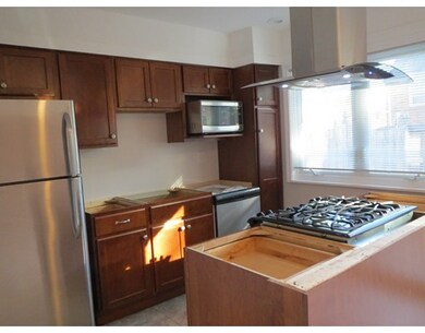 1111 Dickinson St unit 1111, Springfield, MA 01108 - photo 6