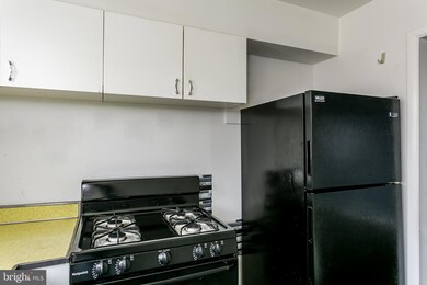 4914 Hamilton Ave, Baltimore, MD 21206 - photo 6