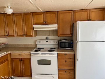 5679 Rainbow Dr, Bokeelia, FL 33922 - photo 4