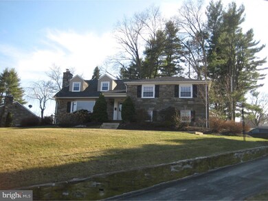 2724 N Kent Rd, Broomall, PA 19008 - photo 4