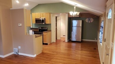 39 W Elm St, West Townsend, MA 01474 - photo 4