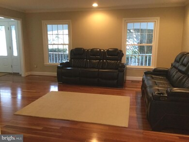 4309 Poplar Branch Dr, Chantilly, VA 20151 - photo 4