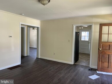 11403 Tedrick Dr, Big Pool, MD 21711 - photo 4