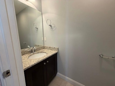 75 Deerwood Dr unit E, Nashua, NH 03063 - photo 6