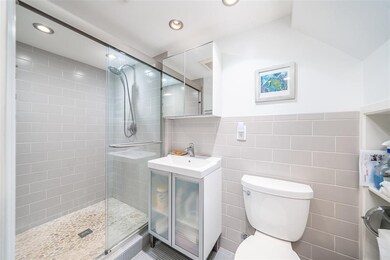 67 Hauxhurst Ave, Weehawken, NJ 07086 - photo 7