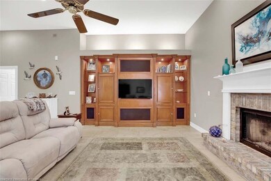 49 Meadowlake Cir S, Lake Placid, FL 33852 - photo 4