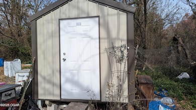 1399 W Empire Ln, Joplin, MO 64801 - photo 4