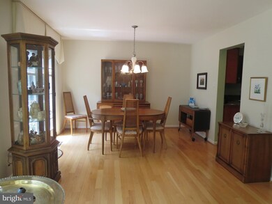 5034 Ten Mills Rd, Columbia, MD 21044 - photo 6