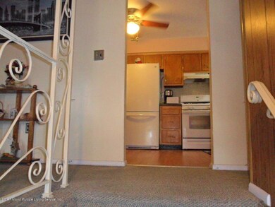 31 Xenia St, Staten Island, NY 10305 - photo 3