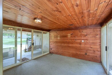 Breezeway/3-season