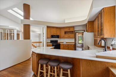 14-2521-Chippendale-Dr-Kalamazoo-MI-4900