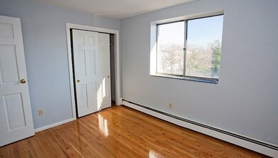 14 Murdock St unit 3-2, Somerville, MA 02145 - photo 4