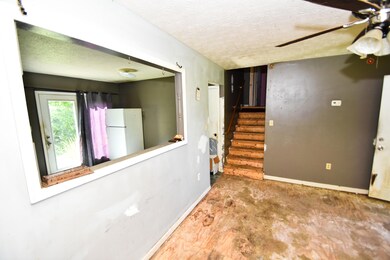 214 Meadow Dr, Tyner, KY 40486 - photo 3