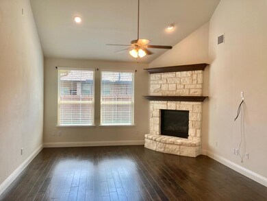 1106 Bryce Canyon Dr, Celina, TX 75009 - photo 2