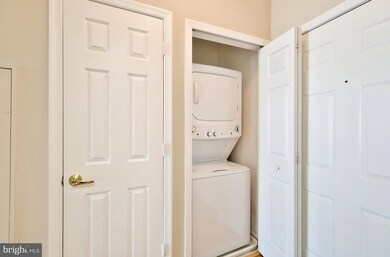 4551 Strutfield Ln unit 4414, Alexandria, VA 22311 - photo 7