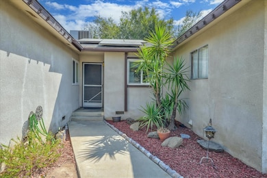 1645 Burgan Ave, Clovis, CA 93611 - photo 4