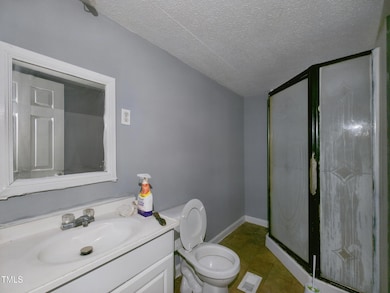 CAM01608G0-PR0099-STILL006