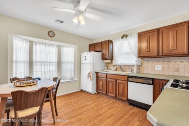 411 Lexington Dr, Little Egg Harbor Township, NJ 08087 - photo 7