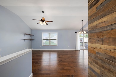 975 S Pinewood Nixa (4)